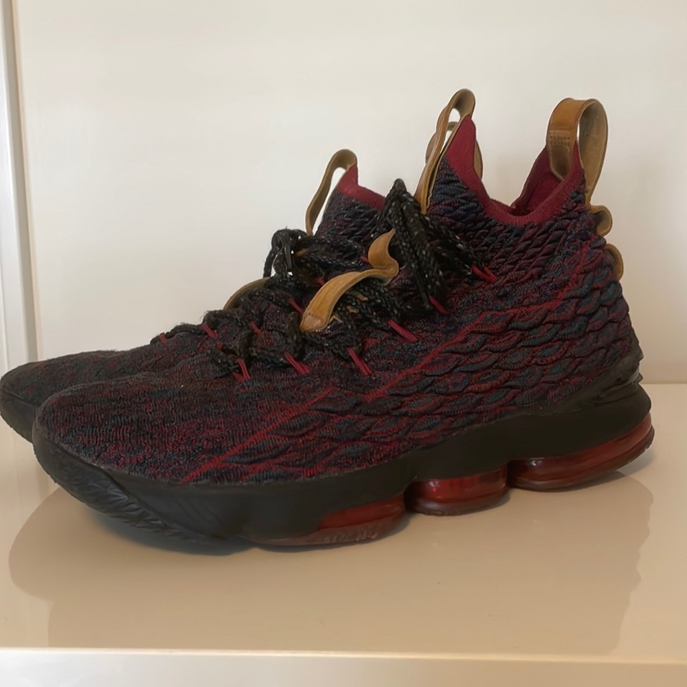 Lebron 15